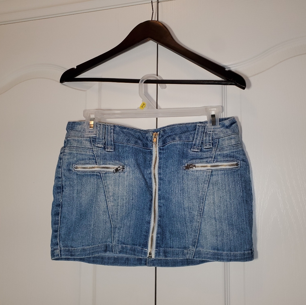 Eeny, MINI, miney, moe. This skirt is part deux.